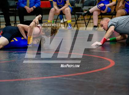 Thumbnail 3 in Kingman vs Lee Williams  photogallery.