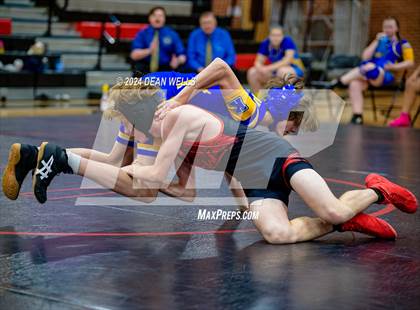 Thumbnail 3 in Kingman vs Lee Williams  photogallery.