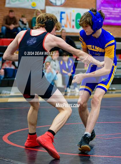 Thumbnail 3 in Kingman vs Lee Williams  photogallery.