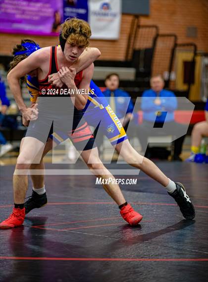 Thumbnail 1 in Kingman vs Lee Williams  photogallery.