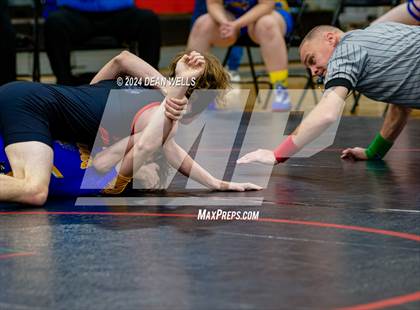 Thumbnail 2 in Kingman vs Lee Williams  photogallery.