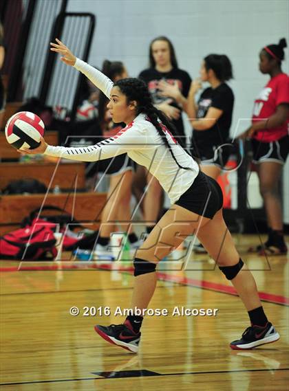 Thumbnail 2 in Seven Lakes @ Katy photogallery.