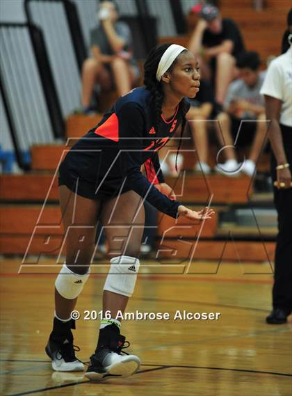 Thumbnail 2 in Seven Lakes @ Katy photogallery.