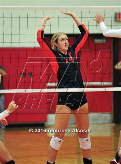 Thumbnail 2 in Seven Lakes @ Katy photogallery.
