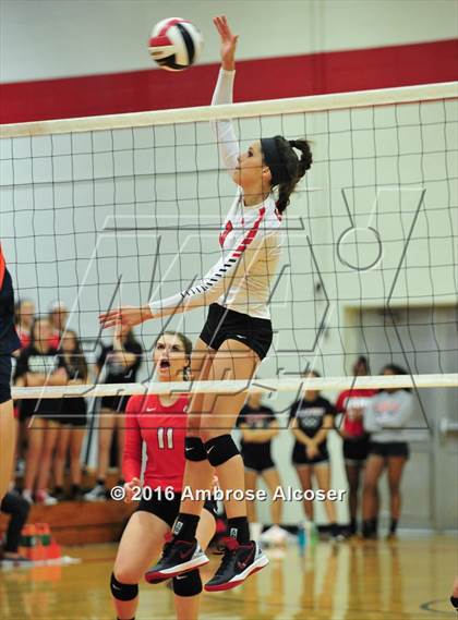 Thumbnail 3 in Seven Lakes @ Katy photogallery.