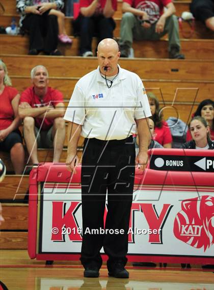 Thumbnail 1 in Seven Lakes @ Katy photogallery.