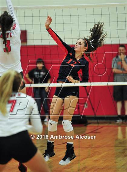 Thumbnail 1 in Seven Lakes @ Katy photogallery.