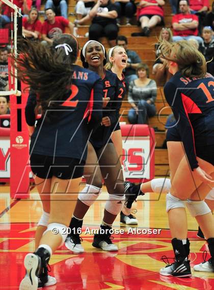 Thumbnail 3 in Seven Lakes @ Katy photogallery.