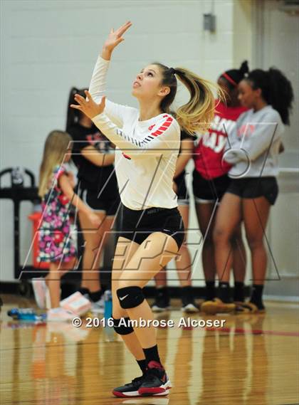 Thumbnail 2 in Seven Lakes @ Katy photogallery.