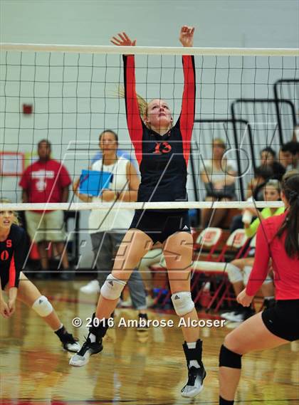 Thumbnail 2 in Seven Lakes @ Katy photogallery.