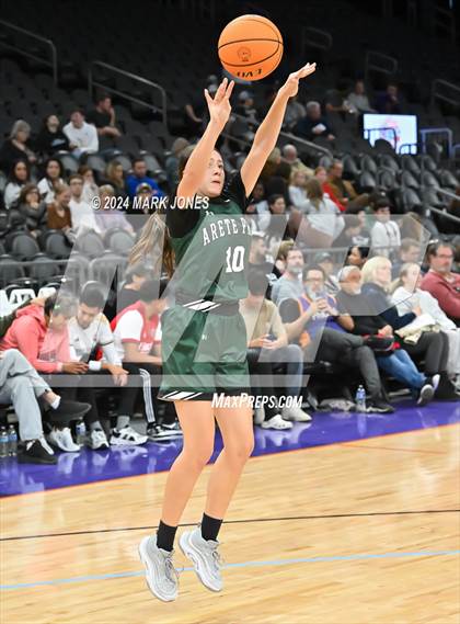 Thumbnail 2 in Arete Prep vs. Benjamin Franklin (Hoopin' It Up At The Arena) photogallery.