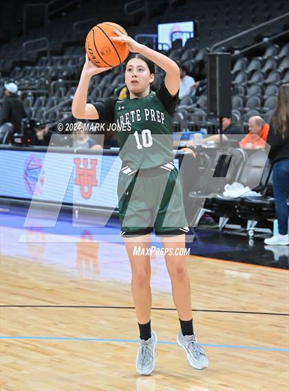 Thumbnail 3 in Arete Prep vs. Benjamin Franklin (Hoopin' It Up At The Arena) photogallery.