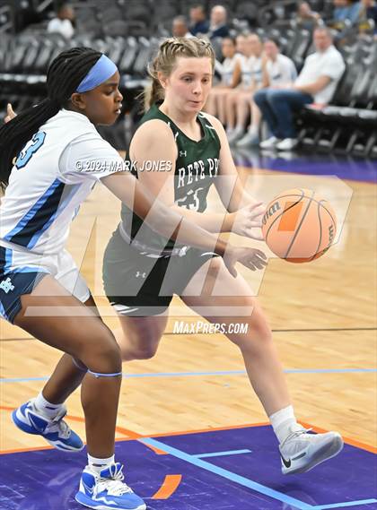 Thumbnail 3 in Arete Prep vs. Benjamin Franklin (Hoopin' It Up At The Arena) photogallery.