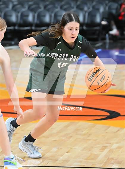 Thumbnail 2 in Arete Prep vs. Benjamin Franklin (Hoopin' It Up At The Arena) photogallery.