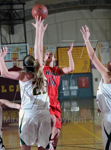 Thumbnail 3 in Royal vs. Hart (La Canada Tournament) photogallery.