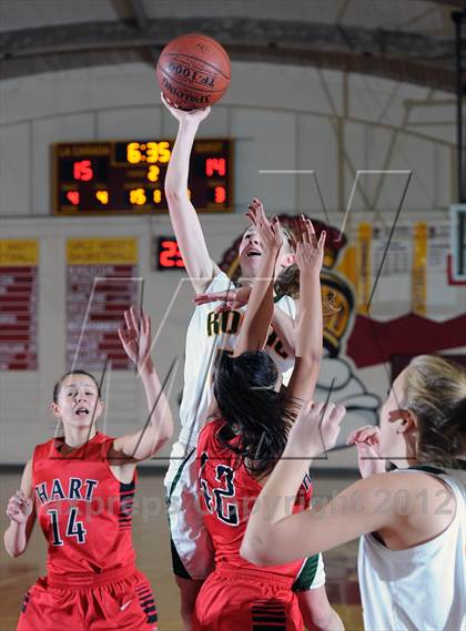 Thumbnail 3 in Royal vs. Hart (La Canada Tournament) photogallery.