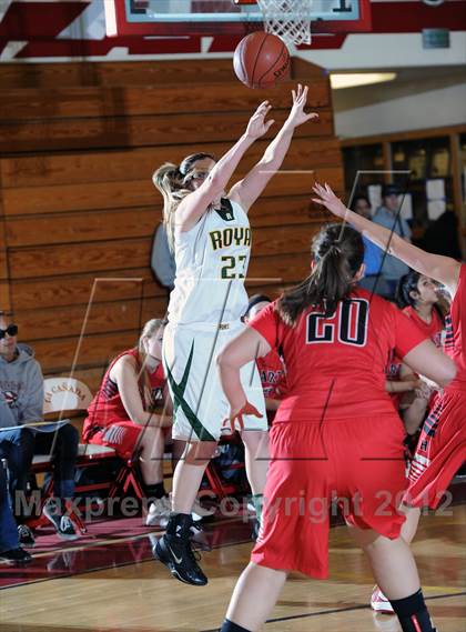 Thumbnail 3 in Royal vs. Hart (La Canada Tournament) photogallery.