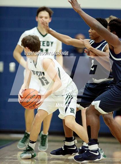 Thumbnail 3 in Lone Star @ Reedy photogallery.