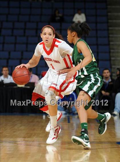 Thumbnail 2 in Mater Dei vs. Long Beach Poly (CIF D1 SoCal Regional Final) photogallery.