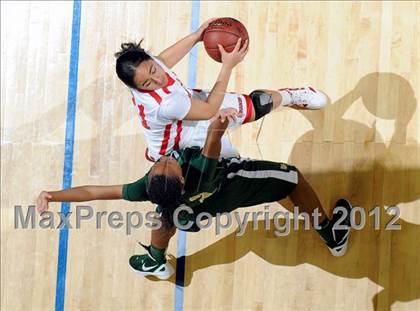 Thumbnail 2 in Mater Dei vs. Long Beach Poly (CIF D1 SoCal Regional Final) photogallery.