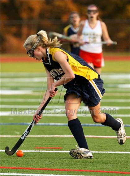 Thumbnail 3 in Northport vs Sachem East photogallery.