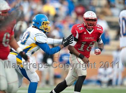 Thumbnail 3 in Garner Magnet vs. Page  (NCHSAA 4AA Final) photogallery.