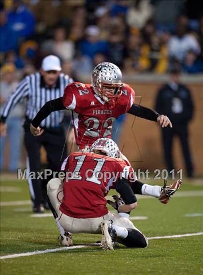 Thumbnail 2 in Garner Magnet vs. Page  (NCHSAA 4AA Final) photogallery.