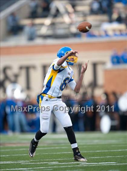 Thumbnail 2 in Garner Magnet vs. Page  (NCHSAA 4AA Final) photogallery.