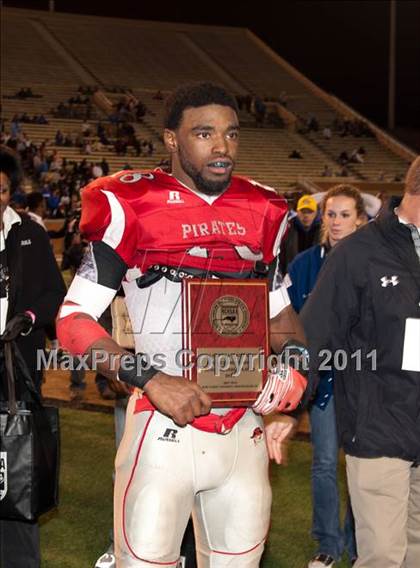 Thumbnail 3 in Garner Magnet vs. Page  (NCHSAA 4AA Final) photogallery.