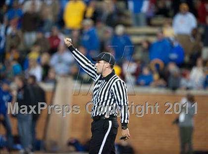Thumbnail 2 in Garner Magnet vs. Page  (NCHSAA 4AA Final) photogallery.
