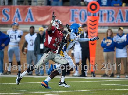 Thumbnail 1 in Garner Magnet vs. Page  (NCHSAA 4AA Final) photogallery.