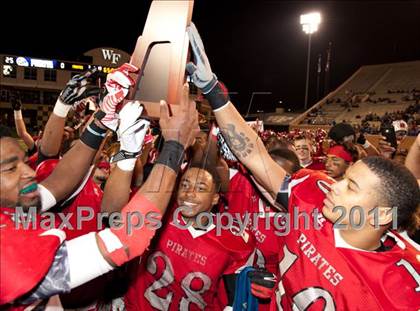 Thumbnail 3 in Garner Magnet vs. Page  (NCHSAA 4AA Final) photogallery.