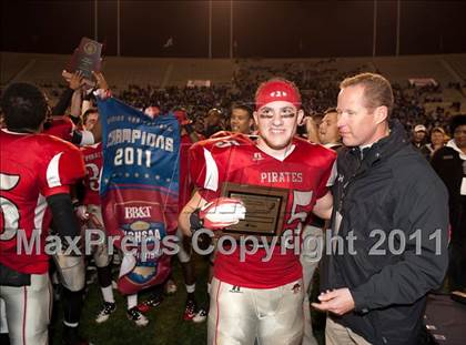 Thumbnail 2 in Garner Magnet vs. Page  (NCHSAA 4AA Final) photogallery.