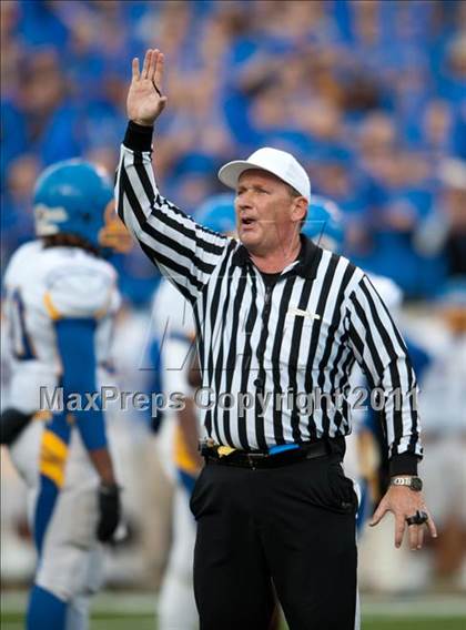 Thumbnail 3 in Garner Magnet vs. Page  (NCHSAA 4AA Final) photogallery.
