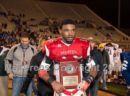 Thumbnail 2 in Garner Magnet vs. Page  (NCHSAA 4AA Final) photogallery.