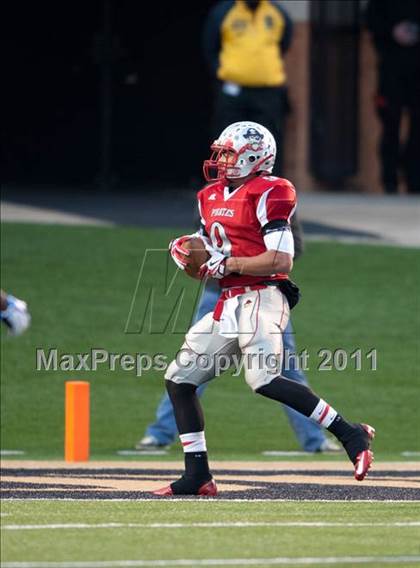 Thumbnail 2 in Garner Magnet vs. Page  (NCHSAA 4AA Final) photogallery.