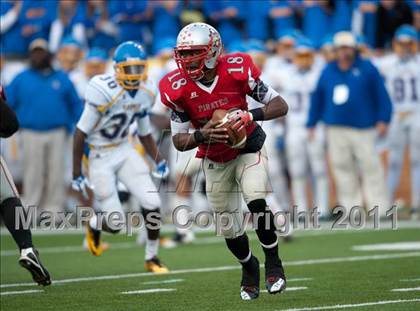 Thumbnail 1 in Garner Magnet vs. Page  (NCHSAA 4AA Final) photogallery.