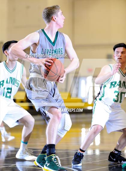 Thumbnail 3 in Westmoor vs. Livermore (Chabot MLK Classic Showcase) photogallery.
