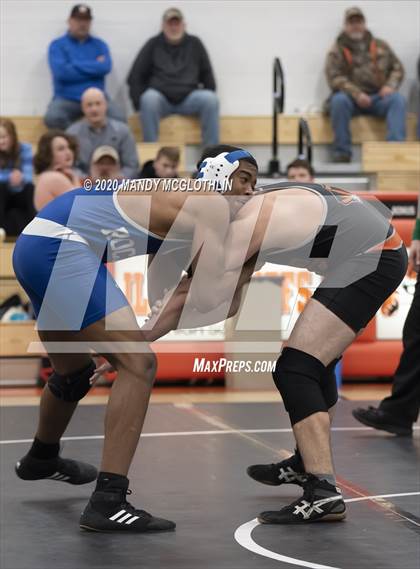 Thumbnail 1 in Limestone @ Illini Bluffs photogallery.
