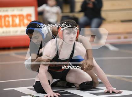 Thumbnail 1 in Limestone @ Illini Bluffs photogallery.