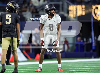 Thumbnail 3 in South Oak Cliff vs. Randle (UIL 5A Division II Football Final) photogallery.
