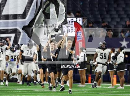 Thumbnail 1 in South Oak Cliff vs. Randle (UIL 5A Division II Football Final) photogallery.