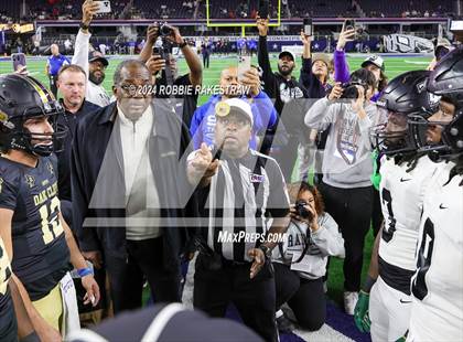 Thumbnail 1 in South Oak Cliff vs. Randle (UIL 5A Division II Football Final) photogallery.