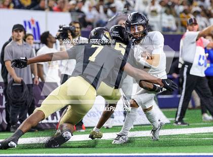 Thumbnail 1 in South Oak Cliff vs. Randle (UIL 5A Division II Football Final) photogallery.