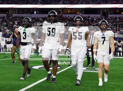 Thumbnail 3 in South Oak Cliff vs. Randle (UIL 5A Division II Football Final) photogallery.