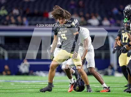 Thumbnail 1 in South Oak Cliff vs. Randle (UIL 5A Division II Football Final) photogallery.