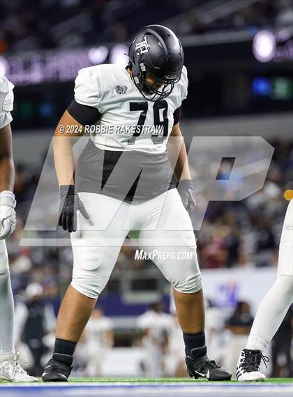 Thumbnail 3 in South Oak Cliff vs. Randle (UIL 5A Division II Football Final) photogallery.