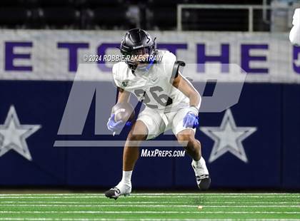 Thumbnail 3 in South Oak Cliff vs. Randle (UIL 5A Division II Football Final) photogallery.