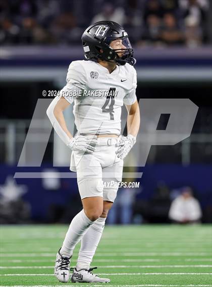Thumbnail 2 in South Oak Cliff vs. Randle (UIL 5A Division II Football Final) photogallery.