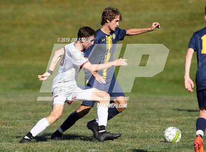 Thumbnail 2 in Loomis Chaffee @ Trinity-Pawling photogallery.